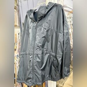 Columbia Men's Charcoal Windbreaker